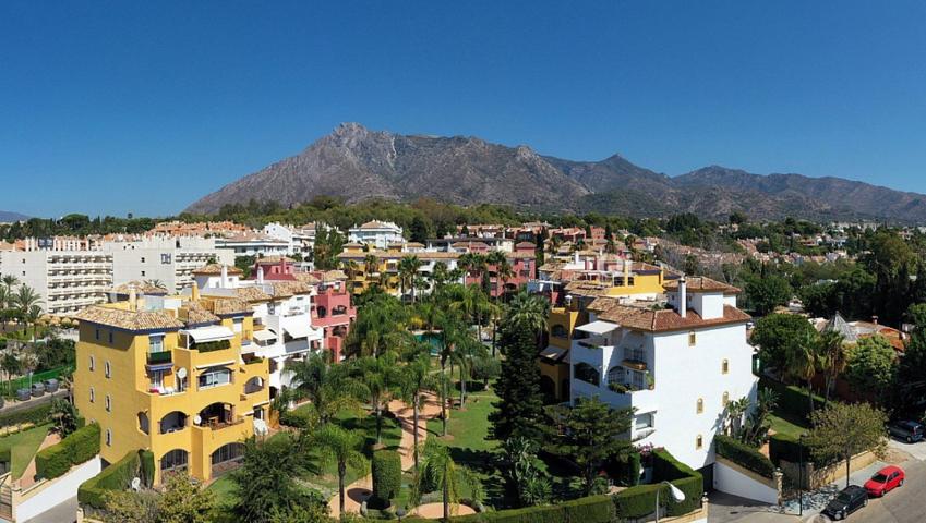 BAJO CON JARDÍN PRIVADO EN MILLA DE ORO URB. EL INFANTADO photo 0