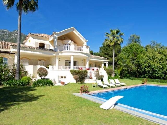 Maravillosa villa para temporada larga en Sierra Blanca, Marbella photo 0