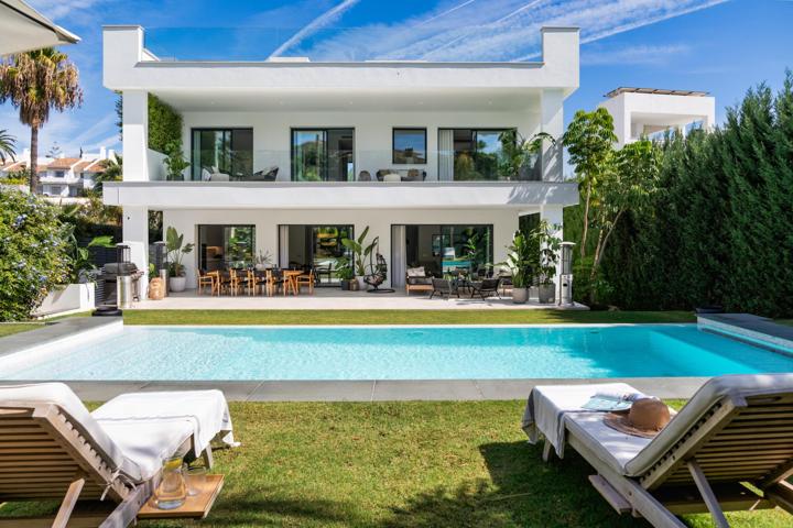 Contemporanea villa cerca de Puerto Banus photo 0