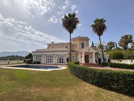 Vivienda unifamiliar en La Panera, Estepona photo 0