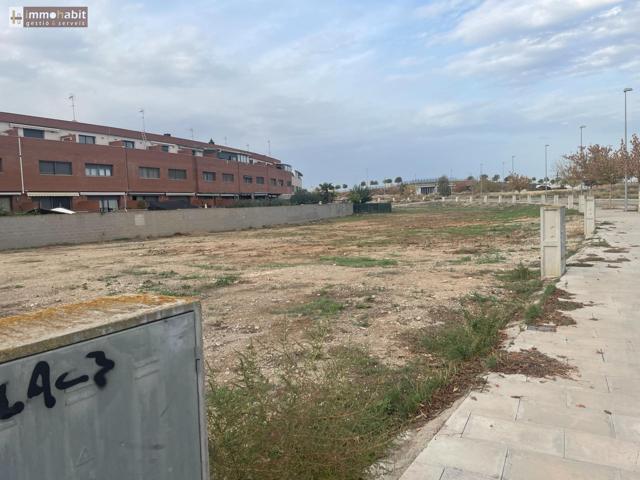 PARCELAS PARA CASAS ADOSADAS EN LLEIDA photo 0