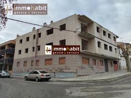 Edificio en venta en Avenida d'Arbeca photo 0