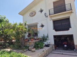 SE VENDE CHALET EN ELCHE photo 0