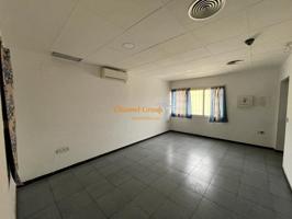 SE ALQUILAN OFICINAS EN EL POLIGONO DE CARRUS photo 0