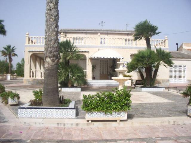 Casa De Campo En venta en Camino Altet, Torrellano photo 0