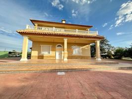 ESPECTACULAR CHALET EN VENTA EN ALZABARES!! photo 0