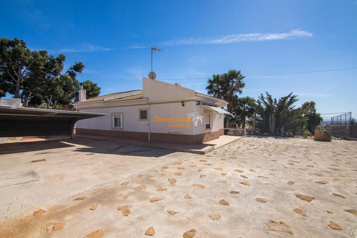 SE VENDE MARAVILLOSO CHALET EN URBANIZACIÓN BUENOS AIRES EN ELCHE!! photo 0