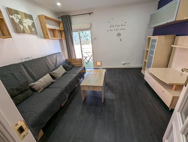 SE ALQUILA PISO ESPECIAL ESTUDIANTES CEU REYES CATOLICOS DISPONIBLE EN JULIO 2025 photo 0