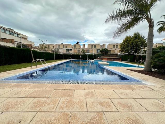 ESPECTACULAR BUNGALOW EN ALQUILER SITUADO JUNTO AL GOLF Y PAU5!! photo 0