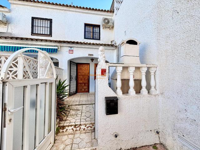 Encantador bungalow en El Chaparral, Torrevieja photo 0