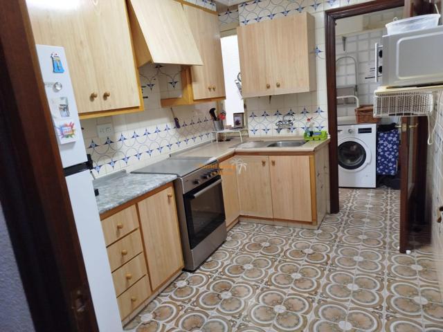 SE VENDE PISO CON ASCENSOR Y PATIO PISABLE ZONA PIRULI photo 0