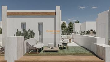 BUNGALOW EN GRAN ALACANT CON SÓTANO Y TERRAZA photo 0