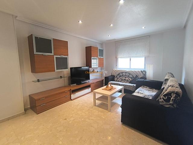 SE VENDE APARTAMENTO , ZONA CENTRO JUNTO AL ASILO , EDIFICIO SEMINUEVO !!!!!!!!!!! photo 0