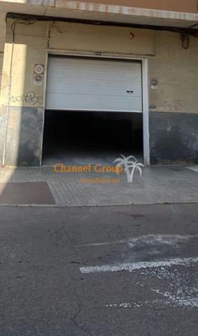 SE ALQUILA LOCAL CON VADO! photo 0