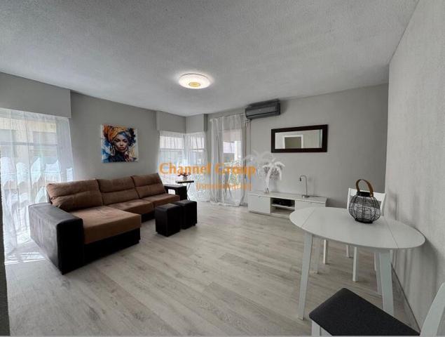 APARTAMENTO SEMIREFORMADO EN TORREVIEJA-PLAYA A 300 MTS photo 0