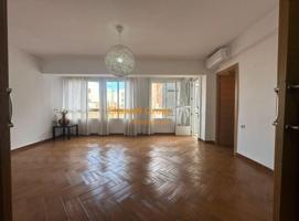 APARTAMENTO DE 4 DORMITORIOS A 200 METROS DEL NUEVO PUERTO photo 0