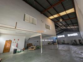 Se alquila nave zona Carrús: ¡Tu oportunidad de negocio! photo 0