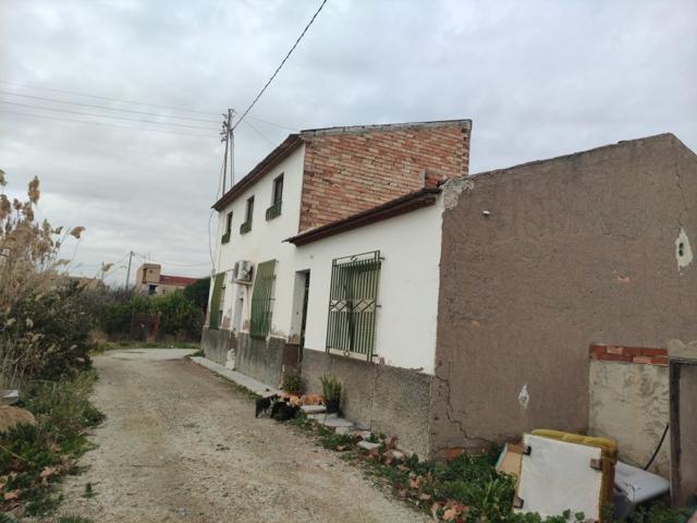 SE VENDE CASA CON TERRENO EN ZARANDONA photo 0