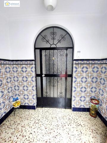Magnífica casa de pueblo en el centro de Gerena photo 0
