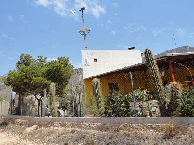 SE VENDE CASA EN LA CANALOSA CON TERRENO. photo 0