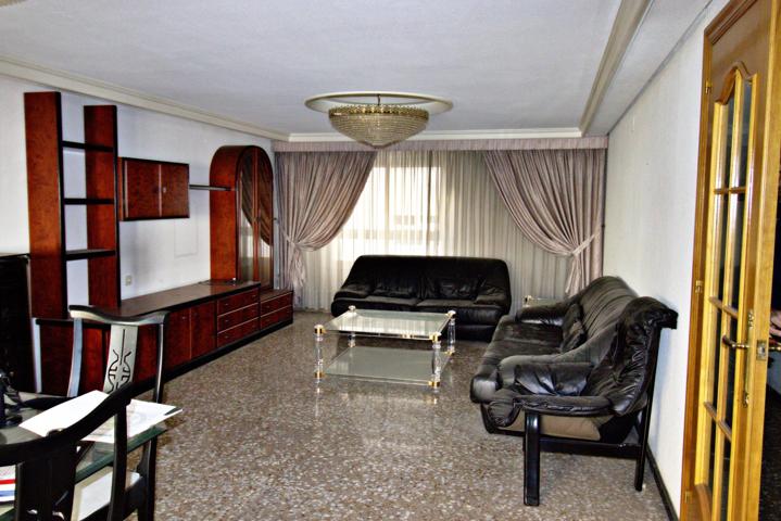 SE VENDE PISO CENTRICO (Zona Corazón de Jesús) photo 0