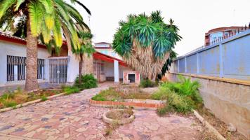 Chale en casco urbano de ciudad jardin photo 0