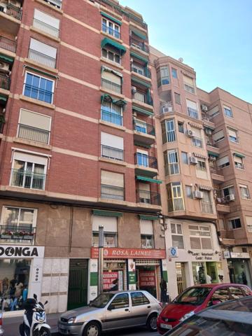SE VENDE O ALQUILA LOCAL COMERCIAL photo 0
