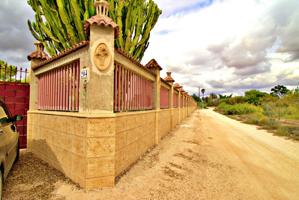 SE VENDE CASA ZONA CLUB DE TENIS DE ELCHE photo 0