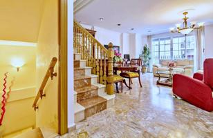 SE VENDE MAGNÍFICO EDIFICIO EN ZONA PLAZA DE CREVILLENTE photo 0