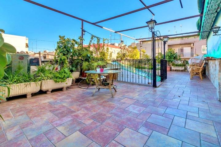SE VENDE MAGNÍFICO EDIFICIO EN ZONA PLAZA DE CREVILLENTE photo 0
