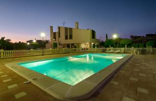 SE VENDE MAGNÍFICO CHALET EN PERLETA photo 0