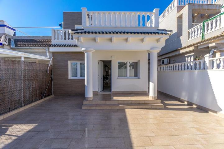 Casa En venta en Torrevieja, Torrevieja photo 0