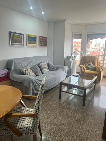Piso en venta en Pont Nou - Poeta Miguel Hernandez photo 0