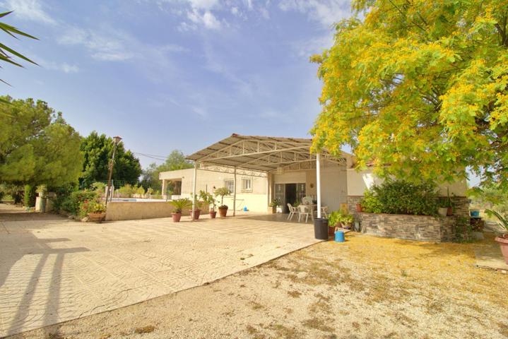 🏡✨ ¡TU REFUGIO SOÑADO TE ESPERA! ESPECTACULAR CHALET CON PISCINA, LISTO PARA ENTRAR A VIVIR A SOLO photo 0