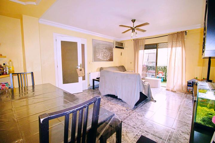 Centrico y amplia vivienda con ascensor en Elche photo 0