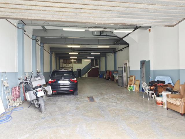 NAVE INDUSTRIAL CON VIVIENDA- CENTRO GRANOLLERS photo 0