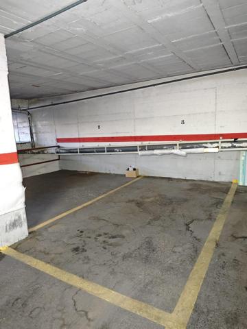 Plaza aparcamiento DOBLE en venta EIXAMPLE de PARETS photo 0