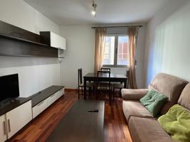 ALQUILER APARTAMENTO ZONA CENTRO DE PONFERRADA photo 0