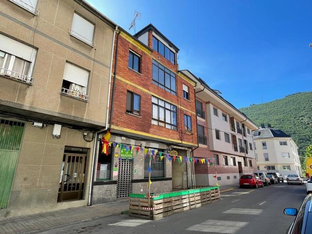 Piso En venta en Flores Del Sil, Ponferrada photo 0