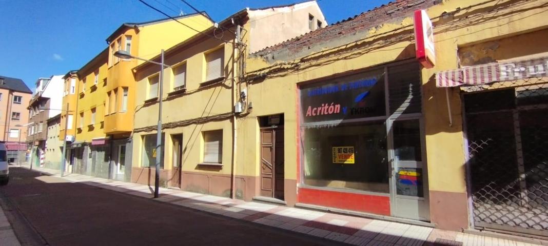 SE VENDE CASA ZONA CENTRO DE BEMBIBRE photo 0