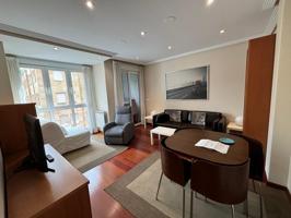 SE ALQUILA APARTAMENTO EN EL CENTRO DE PONFERRADA photo 0