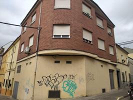 EN VENTA DOS EDIFICIOS ZONA ALTA EN PONFERRADA photo 0