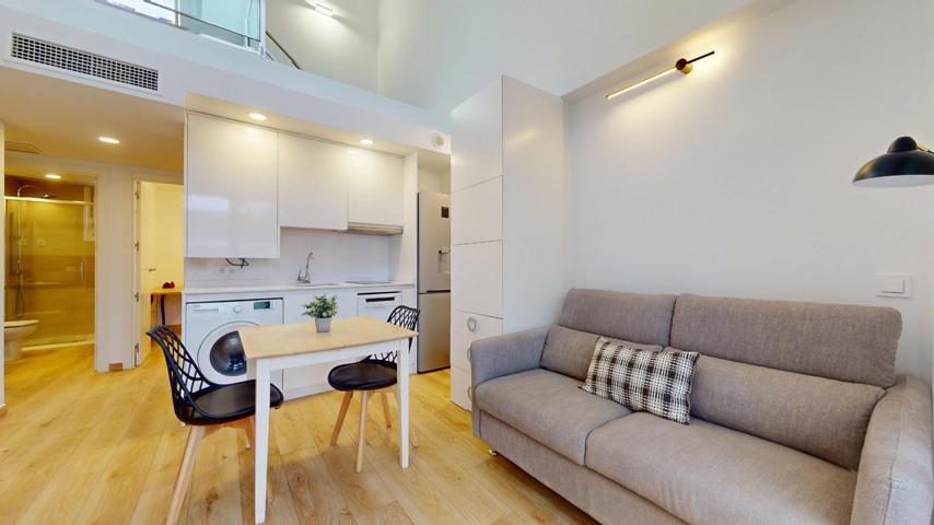 Ático dúplex con terraza, garaje y trastero en Calle Herminio Puertas – 370.000 € photo 0