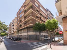 SE VENDE AMPLIA VIVIENDA EN EL CENTRO DE ELCHE CON ASCENSOR Y 4 HABITACIONES JUNTO JESUITINAS!!!! photo 0