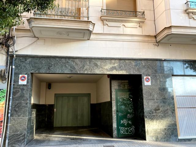 GARAJE EN AV PAIS VALENCIANO DE ELCHE photo 0