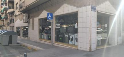 VENTA LOCAL COMERCIAL EN REINA VICTORIA photo 0