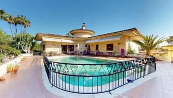 Chalet en Elche. Carretera Elx - Santa Pola photo 0