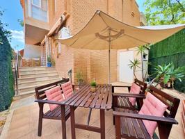 Amplio Adosado en Santa María de Gracia, Murcia: Ideal para Familias photo 0