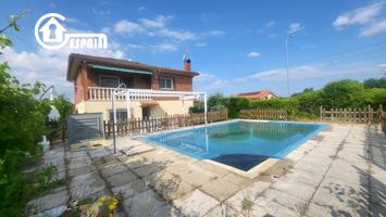 Casa o chalet independiente en venta en Rio Cinca 1, Calalberche photo 0