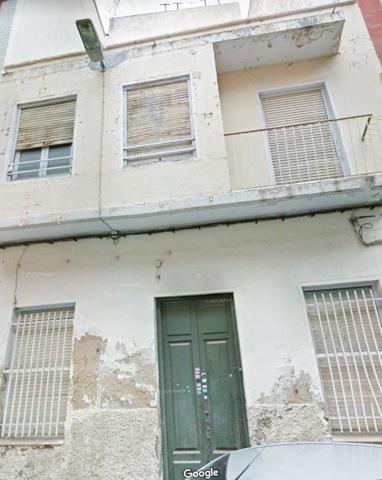 Vivienda unifamiliar para reformar en pleno centro de Elche photo 0